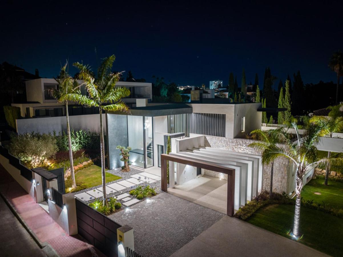 Vacation Marbella I Villa Sirius, Golf Valley, Private Heated Pool, Sauna, Billiard, Cinema, Awarded Holiday Rental Екстер'єр фото